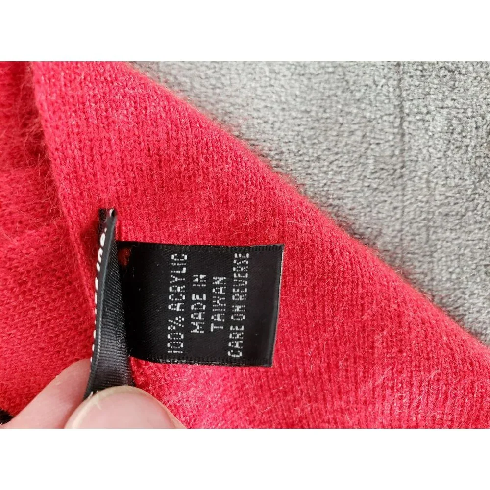 Cejon Accessories Inc Red Acrylic Initial K‎ Scarf